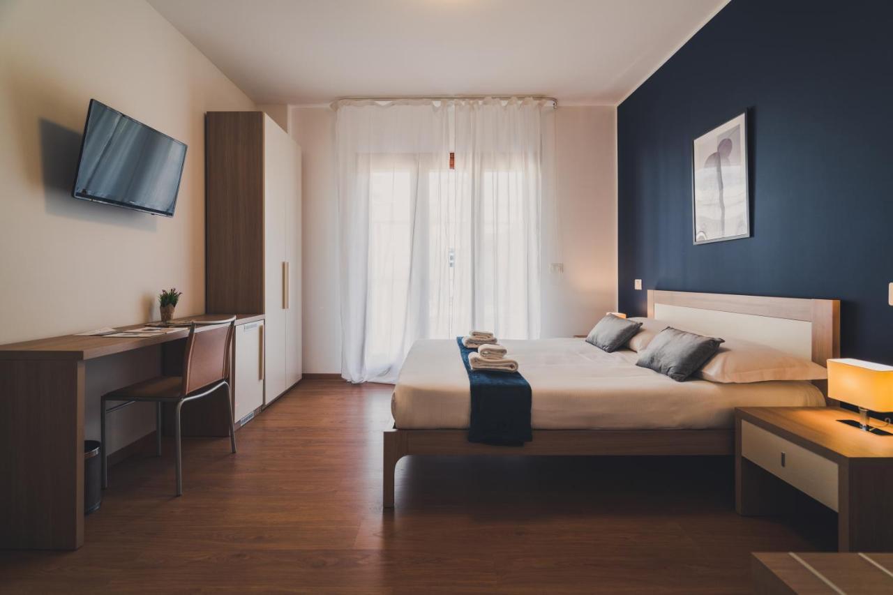 רג'יו די קאלאבריה Trip Room & Breakfast מראה חיצוני תמונה