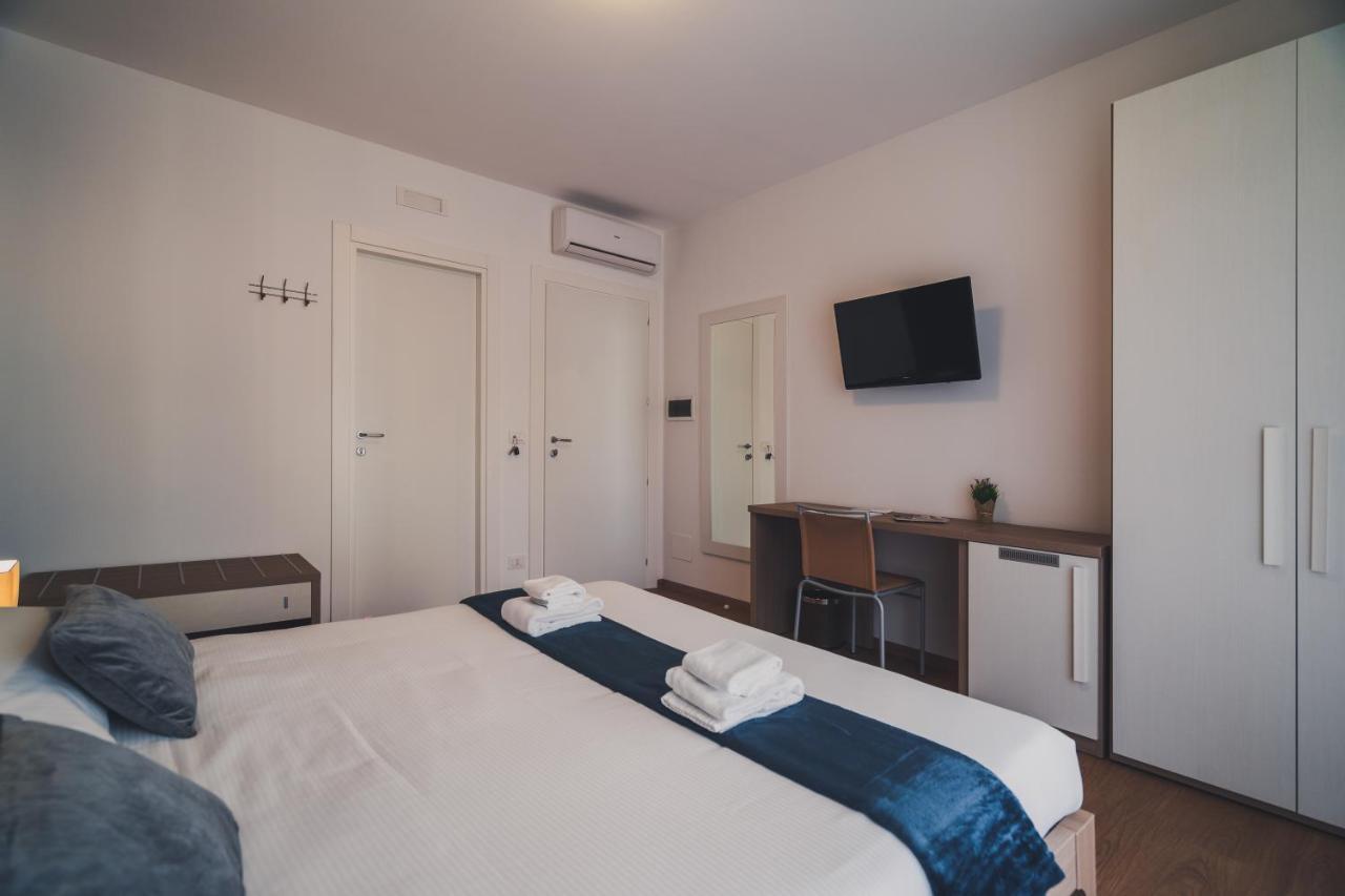 רג'יו די קאלאבריה Trip Room & Breakfast מראה חיצוני תמונה